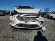 ✅ 2019 Ford Escape SEL • VIN: 1FMCU9HD4KUB44252 • Лот: 91180185. Опубликован ранее на Copart с пробегом 79 993 миль. Бесплатный доступ к архиву аукционных продаж из США и подробный отчёт об истории автомобиля на DreamBid. Изображение 5.