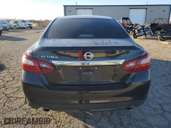 ✅ 2018 Nissan Altima S • VIN: 1N4AL3AP0JC200830 • Lot: 91193675. Wystawiony na Copart z przebiegiem 102 061 mil. Bezpłatny archiwum sprzedaży aukcyjnych z USA i szczegółowy raport historii pojazdu na DreamBid. Zdjęcie 6.