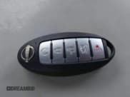 ✅ 2023 Nissan Maxima SV • VIN: 1N4AA6CV6PC510024 • Лот: 43250239. Опубликован ранее на IAAI с пробегом 26 876 миль. Бесплатный доступ к архиву аукционных продаж из США и подробный отчёт об истории автомобиля на DreamBid. Изображение 11.