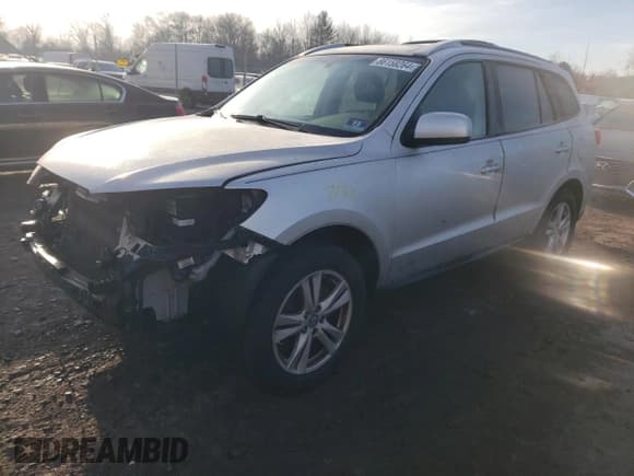 ✅ 2011 Hyundai Santa Fe Limited • VIN: 5XYZKDAG1BG008934 • Lot: 86158264. Listed on Copart with 187,920 mi. Free auction sales archive from the USA and detailed vehicle history report at DreamBid. Image 1.
