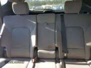 ✅ 2017 Hyundai Santa Fe 2.4L • VIN: 5XYZTDLB4HG390447 • Лот: 87127465. Опубликован ранее на Copart с пробегом 150 668 миль. Бесплатный доступ к архиву аукционных продаж из США и подробный отчёт об истории автомобиля на DreamBid. Изображение 10.