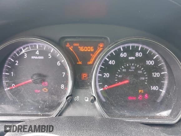 ✅ 2014 Nissan Note S Plus • VIN: 3N1CE2CP1EL391773 • Lot: 43118071. Wystawiony na IAAI z przebiegiem 76 006 mil. Bezpłatny archiwum sprzedaży aukcyjnych z USA i szczegółowy raport historii pojazdu na DreamBid. Zdjęcie 7.