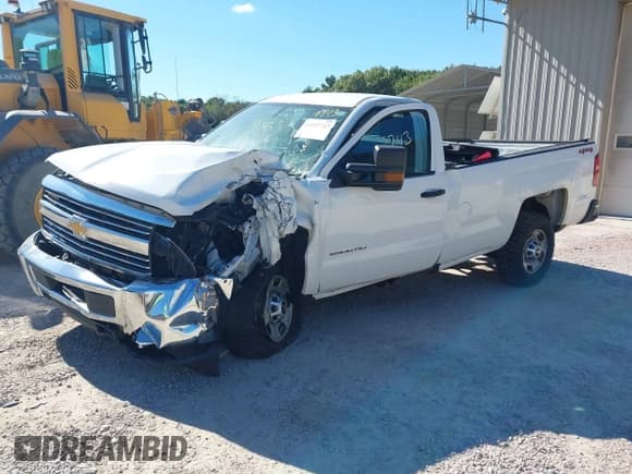 ✅ 2016 Chevrolet Silverado 2500HD Work Truck • VIN: 1GC0KUEG4GZ213241 • Лот: 43327743. Опубликован ранее на IAAI с пробегом Не указан. Бесплатный доступ к архиву аукционных продаж из США и подробный отчёт об истории автомобиля на DreamBid. Изображение 2.