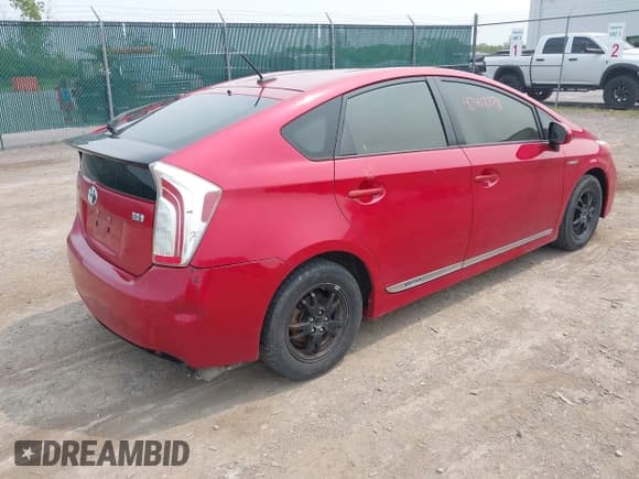 ✅ 2014 Toyota Prius Four • VIN: JTDKN3DU6E1738458 • Lot: 42402278. Listed on IAAI with 155,175 mi. Free auction sales archive from the USA and detailed vehicle history report at DreamBid. Image 4.