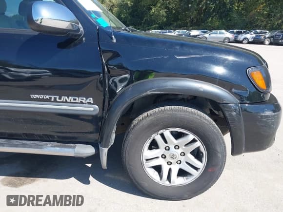✅ 2003 Toyota Tundra SR5 • VIN: 5TBRT34143S417554 • Lot: 43256544. Listed on IAAI with 356,975 mi. Free auction sales archive from the USA and detailed vehicle history report at DreamBid. Image 18.