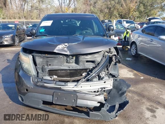 ✅ 2015 Ford Police Interceptor Utility • VIN: 1FM5K8AR6FGC51631 • Лот: 43608762. Опубликован ранее на IAAI с пробегом 193 201 миль. Бесплатный доступ к архиву аукционных продаж из США и подробный отчёт об истории автомобиля на DreamBid. Изображение 12.