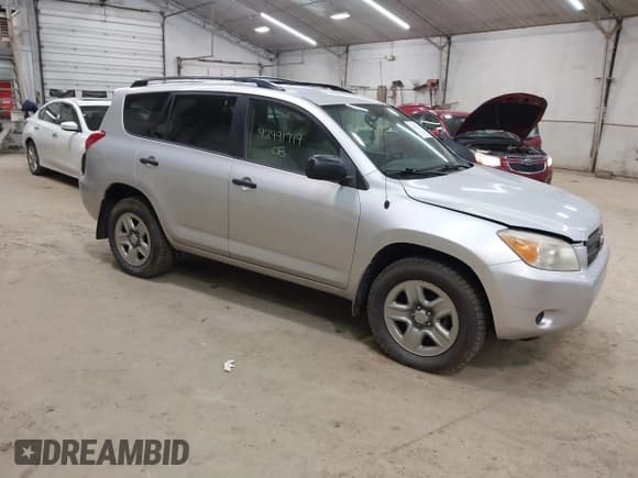 ✅ 2008 Toyota RAV4 • VIN: JTMBD33V985140407 • Lot: 42491719. Listed on IAAI with 164,518 mi. Free auction sales archive from the USA and detailed vehicle history report at DreamBid. Image 1.