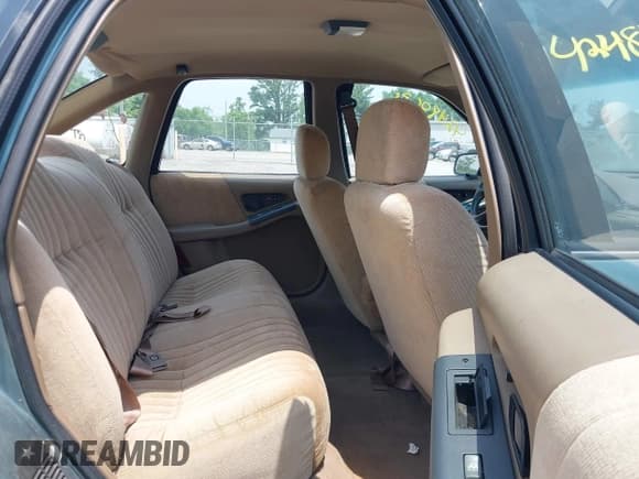 ✅ 1992 Pontiac Grand Prix LE • VIN: 1G2WH54T9NF318762 • Лот: 42480633. Опубликован ранее на IAAI с пробегом 53 773 миль. Бесплатный доступ к архиву аукционных продаж из США и подробный отчёт об истории автомобиля на DreamBid. Изображение 8.