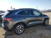 ✅ 2020 Ford Escape Titanium • VIN: 1FMCU9J94LUB43268 • Lot: 92580045. Wystawiony na Copart z przebiegiem 100 535 mil. Bezpłatny archiwum sprzedaży aukcyjnych z USA i szczegółowy raport historii pojazdu na DreamBid. Zdjęcie 3.