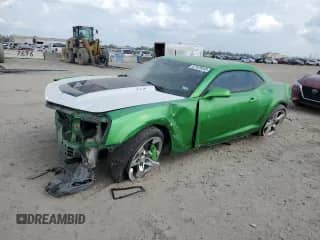 2011 Chevrolet Camaro 2SS с VIN 2G1FK1EJ8B9165033, выставлен на аукционе Copart как лот 87429445 с пробегом 174 970 миль миль и Списание • Salvage title. История ставок и продаж доступна на DreamBid. Изображение 1.