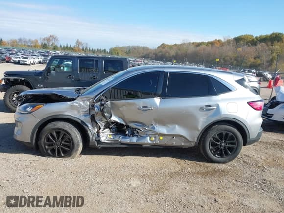 ✅ 2021 Ford Escape SE • VIN: 1FMCU9G66MUB12148 • Лот: 43619951. Опубликован ранее на IAAI с пробегом 68 366 миль. Бесплатный доступ к архиву аукционных продаж из США и подробный отчёт об истории автомобиля на DreamBid. Изображение 14.