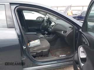 2019 Chevrolet Malibu LT z VIN 1G1ZD5ST9KF148849, wystawiony jako IAAI lot #43438841 z przebiegiem 91 702 mil mil oraz . Historia ofert i sprzedaży dostępna na DreamBid. Obrazek 5.