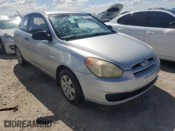 2008 Hyundai Accent GS с VIN KMHCM36C78U058661, выставлен на аукционе Copart как лот 76366274 с пробегом 77 774 миль миль и Списание • Salvage title. История ставок и продаж доступна на DreamBid. Изображение 4.