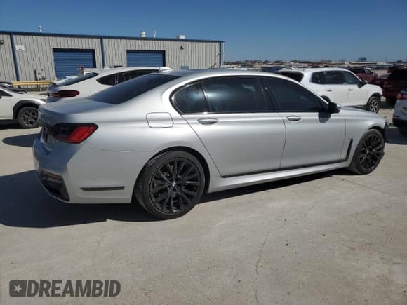 ✅ 2020 BMW 7 Series 740i • VIN: WBA7T2C01LGF96888 • Lot: 48492095. Listed on Copart with 55,287 mi. Free auction sales archive from the USA and detailed vehicle history report at DreamBid. Image 3.