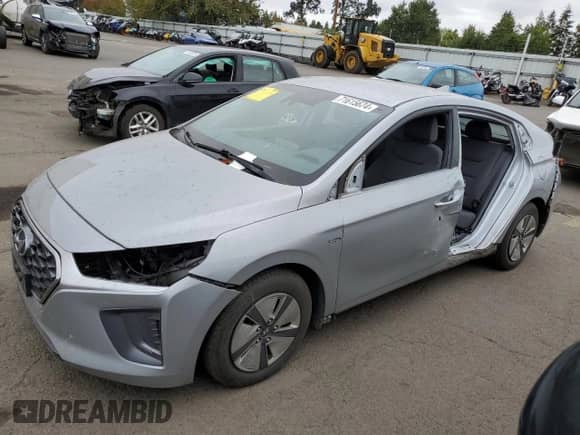 2020 Hyundai Ioniq Blue с VIN KMHC65LC2LU186115, выставлен на аукционе Copart как лот 71615674 с пробегом 95 742 миль миль и Списание • Salvage title. История ставок и продаж доступна на DreamBid. Изображение 1.