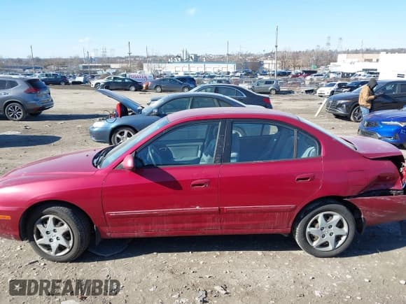 ✅ 2005 Hyundai Elantra GLS • VIN: KMHDN46D75U099089 • Lot: 41568039. Wystawiony na IAAI z przebiegiem 105 278 mil. Bezpłatny archiwum sprzedaży aukcyjnych z USA i szczegółowy raport historii pojazdu na DreamBid. Zdjęcie 14.