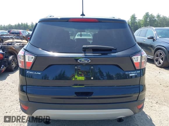 ✅ 2018 Ford Escape Titanium • VIN: 1FMCU9J9XJUA58366 • Lot: 42941884. Listed on IAAI with 157,052 mi. Free auction sales archive from the USA and detailed vehicle history report at DreamBid. Image 16.