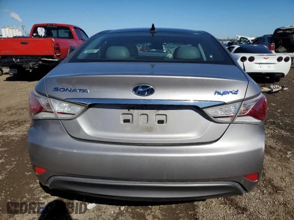 ✅ 2011 Hyundai Sonata Hybrid • VIN: KMHEC4A47BA007722 • Лот: 85583145. Опубликован ранее на Copart с пробегом Не указан. Бесплатный доступ к архиву аукционных продаж из США и подробный отчёт об истории автомобиля на DreamBid. Изображение 6.