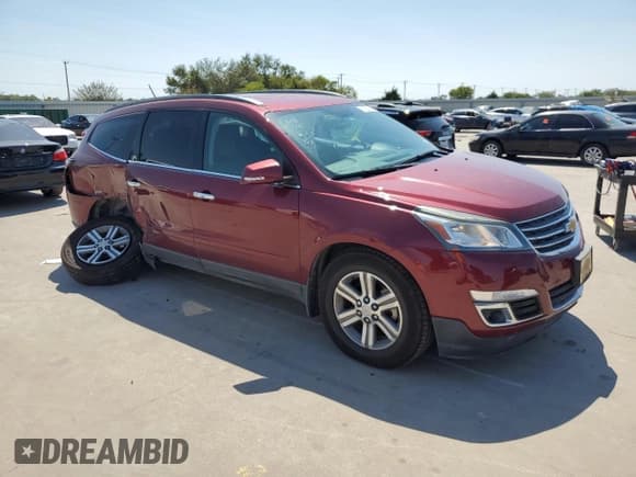 ✅ 2015 Chevrolet Traverse LT • VIN: 1GNKRHKD3FJ310697 • Lot: 71625404. Wystawiony na Copart z przebiegiem 124 468 mil. Bezpłatny archiwum sprzedaży aukcyjnych z USA i szczegółowy raport historii pojazdu na DreamBid. Zdjęcie 4.