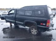 ✅ 2000 Chevrolet Silverado 1500 LS • VIN: 1GCEK14T1YZ106541 • Lot: 40835439. Listed on IAAI with 491,214 mi. Free auction sales archive from the USA and detailed vehicle history report at DreamBid. Image 3.