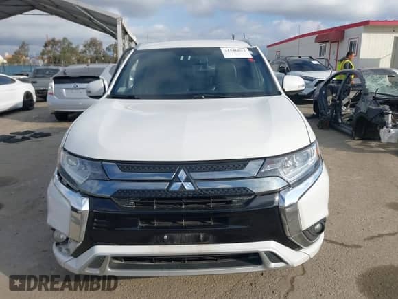 2019 Mitsubishi Outlander SEL with VIN JA4J24A51KZ044517, listed as a IAAI auction lot 41546023 with 170,639 mi miles and . Bid and sale history available at DreamBid. Image 12.
