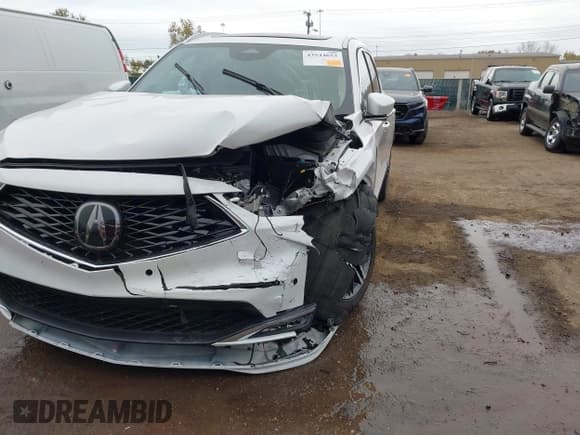 ✅ 2025 Acura MDX Advance • VIN: 5J8YE1H89SL011067 • Лот: 43544653. Опубликован ранее на IAAI с пробегом 11 639 миль. Бесплатный доступ к архиву аукционных продаж из США и подробный отчёт об истории автомобиля на DreamBid. Изображение 6.