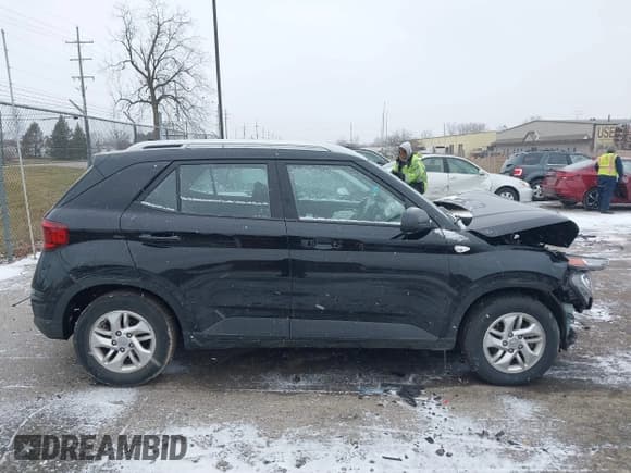 ✅ 2020 Hyundai Venue SEL • VIN: KMHRC8A37LU053700 • Lot: 41253662. Listed on IAAI with 102,226 mi. Free auction sales archive from the USA and detailed vehicle history report at DreamBid. Image 14.