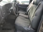 ✅ 2001 Chevrolet Silverado 1500 • VIN: 2GCEC19V011105144 • Лот: 80455074. Опубликован ранее на Copart с пробегом 171 221 миль. Бесплатный доступ к архиву аукционных продаж из США и подробный отчёт об истории автомобиля на DreamBid. Изображение 7.