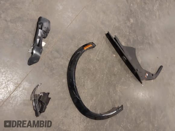 ✅ 2022 Ford Mustang Mach-E Premium • VIN: 3FMTK3SU1NMA56411 • Lot: 43032515. Listed on IAAI with 10,843 mi. Free auction sales archive from the USA and detailed vehicle history report at DreamBid. Image 12.