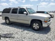 ✅ 2005 Chevrolet Suburban LT • VIN: 3GNEC16Z15G280353 • Lot: 53974785. Wystawiony na Copart z przebiegiem 389 849 mil. Bezpłatny archiwum sprzedaży aukcyjnych z USA i szczegółowy raport historii pojazdu na DreamBid. Zdjęcie 4.