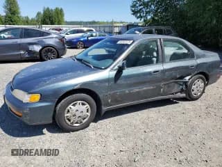 ✅ 1996 Honda Accord Value • VIN: 1HGCD5691TA226438 • Лот: 60382375. Опубликован ранее на Copart с пробегом 287 565 миль. Бесплатный доступ к архиву аукционных продаж из США и подробный отчёт об истории автомобиля на DreamBid. Изображение 1.