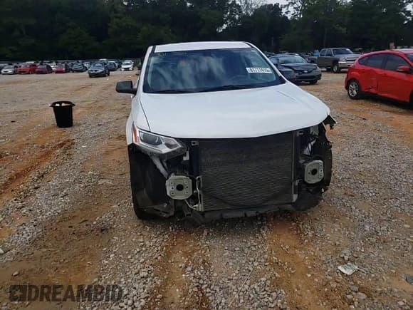 ✅ 2020 Chevrolet Traverse LS • VIN: 1GNERFKW6LJ228283 • Lot: 81711415. Wystawiony na Copart z przebiegiem 195 617 mil. Bezpłatny archiwum sprzedaży aukcyjnych z USA i szczegółowy raport historii pojazdu na DreamBid. Zdjęcie 14.