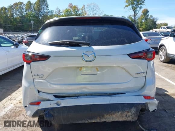 ✅ 2024 Mazda CX-5 S Carbon Edition • VIN: JM3KFBCL0R0488864 • Lot: 43360989. Wystawiony na IAAI z przebiegiem 12 636 mil. Bezpłatny archiwum sprzedaży aukcyjnych z USA i szczegółowy raport historii pojazdu na DreamBid. Zdjęcie 16.