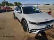 2024 Hyundai Ioniq 5 SEL z VIN KM8KN4DE0RU252808, wystawiony jako Copart lot #66536834 z przebiegiem 25 943 mil mil oraz Szkoda całkowita • Salvage title. Historia ofert i sprzedaży dostępna na DreamBid. Obrazek 11.