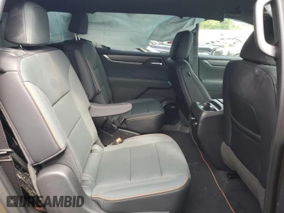 ✅ 2024 GMC Acadia AWD AT4 • VIN: 1GKENPKS5RJ165794 • Lot: 69023404. Wystawiony na Copart z przebiegiem 171 mil. Bezpłatny archiwum sprzedaży aukcyjnych z USA i szczegółowy raport historii pojazdu na DreamBid. Zdjęcie 11.