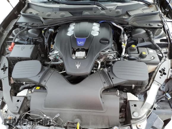 ✅ 2018 Maserati Ghibli S Q4 GranLusso • VIN: ZAM57YTL1J1304614 • Лот: 49873973. Опубликован ранее на Copart с пробегом 41 200 миль. Бесплатный доступ к архиву аукционных продаж из США и подробный отчёт об истории автомобиля на DreamBid. Изображение 11.