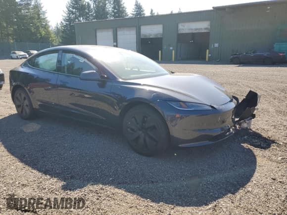 ✅ 2025 Tesla Model 3 Long Range • VIN: 5YJ3E1EA8SF922185 • Lot: 80841605. Listed on Copart with 16,985 mi. Free auction sales archive from the USA and detailed vehicle history report at DreamBid. Image 4.