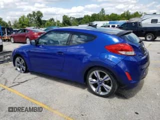 ✅ 2012 Hyundai Veloster w/Red Int • VIN: KMHTC6AD2CU048049 • Lot: 63796274. Wystawiony na Copart z przebiegiem 122 914 mil. Bezpłatny archiwum sprzedaży aukcyjnych z USA i szczegółowy raport historii pojazdu na DreamBid. Zdjęcie 2.