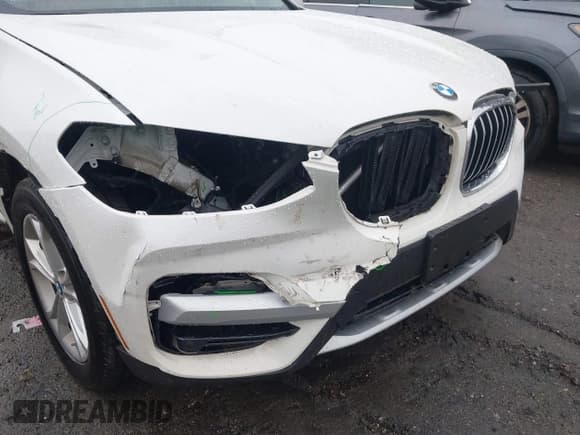 ✅ 2020 BMW X3 xDrive30i • VIN: 5UXTY5C07L9C08036 • Lot: 43243890. Wystawiony na IAAI z przebiegiem 111 889 mil. Bezpłatny archiwum sprzedaży aukcyjnych z USA i szczegółowy raport historii pojazdu na DreamBid. Zdjęcie 6.