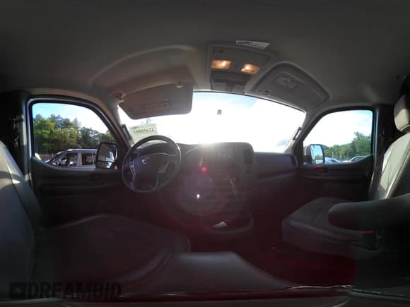 ✅ 2020 Nissan NV Cargo SV • VIN: 1N6BF0KM1LN802780 • Лот: 42458802. Опубликован ранее на IAAI с пробегом 161 205 миль. Бесплатный доступ к архиву аукционных продаж из США и подробный отчёт об истории автомобиля на DreamBid. Изображение 18.