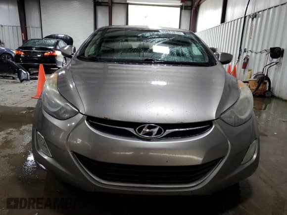 2013 Hyundai Elantra Limited with VIN 5NPDH4AE1DH186037, listed as a Copart auction lot 89881815 with 228,802 mi miles and Salvage title. Bid and sale history available at DreamBid. Image 5.
