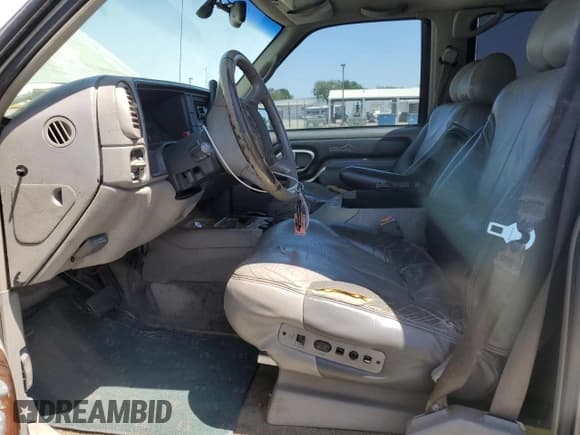 ✅ 1999 GMC Denali • VIN: 1GKEK13R6XR914411 • Lot: 56063555. Listed on Copart with 231,344 mi. Free auction sales archive from the USA and detailed vehicle history report at DreamBid. Image 7.