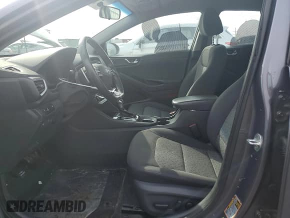 ✅ 2018 Hyundai Ioniq SEL • VIN: KMHC75LC0JU092311 • Lot: 46882635. Wystawiony na Copart z przebiegiem 167 023 mil. Bezpłatny archiwum sprzedaży aukcyjnych z USA i szczegółowy raport historii pojazdu na DreamBid. Zdjęcie 7.