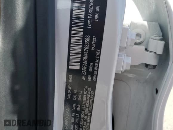 ✅ 2020 Alfa Romeo Giulia Ti Sport • VIN: ZARFANBN4L7633583 • Лот: 67151925. Опубликован ранее на Copart с пробегом 31 984 миль. Бесплатный доступ к архиву аукционных продаж из США и подробный отчёт об истории автомобиля на DreamBid. Изображение 12.