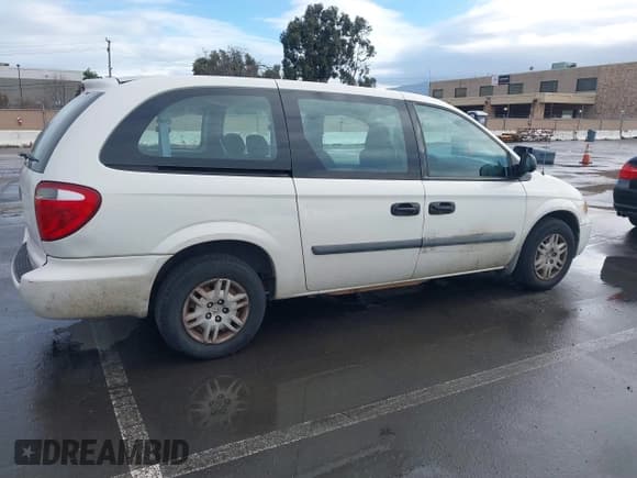 ✅ 2007 Dodge Grand Caravan SE • VIN: 1D4GP24R17B104223 • Лот: 41507472. Опубликован ранее на IAAI с пробегом 183 089 миль. Бесплатный доступ к архиву аукционных продаж из США и подробный отчёт об истории автомобиля на DreamBid. Изображение 4.