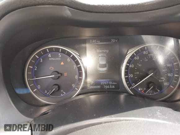 ✅ 2014 Infiniti Q50 Premium • VIN: JN1BV7AP2EM680744 • Lot: 43310589. Listed on IAAI with 209,719 mi. Free auction sales archive from the USA and detailed vehicle history report at DreamBid. Image 7.