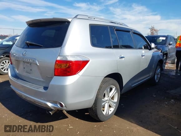 ✅ 2010 Toyota Highlander Limited • VIN: 5TDDK3EH6AS006539 • Lot: 43593807. Listed on IAAI with 193,492 mi. Free auction sales archive from the USA and detailed vehicle history report at DreamBid. Image 4.