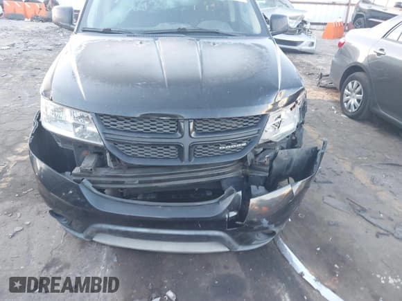 ✅ 2011 Dodge Journey R/T • VIN: 3D4PG7FG9BT534744 • Lot: 40903529. Wystawiony na IAAI z przebiegiem 209 095 mil. Bezpłatny archiwum sprzedaży aukcyjnych z USA i szczegółowy raport historii pojazdu na DreamBid. Zdjęcie 6.