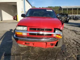 ✅ 2001 Chevrolet S-10 LS • VIN: 1GCDT13W51K215815 • Лот: 82682874. Опубликован ранее на Copart с пробегом 188 618 миль. Бесплатный доступ к архиву аукционных продаж из США и подробный отчёт об истории автомобиля на DreamBid. Изображение 5.