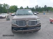 ✅ 2015 Lincoln Navigator • VIN: 5LMJJ2HT7FEJ02962 • Лот: 42209540. Опубликован ранее на IAAI с пробегом 240 998 миль. Бесплатный доступ к архиву аукционных продаж из США и подробный отчёт об истории автомобиля на DreamBid. Изображение 12.